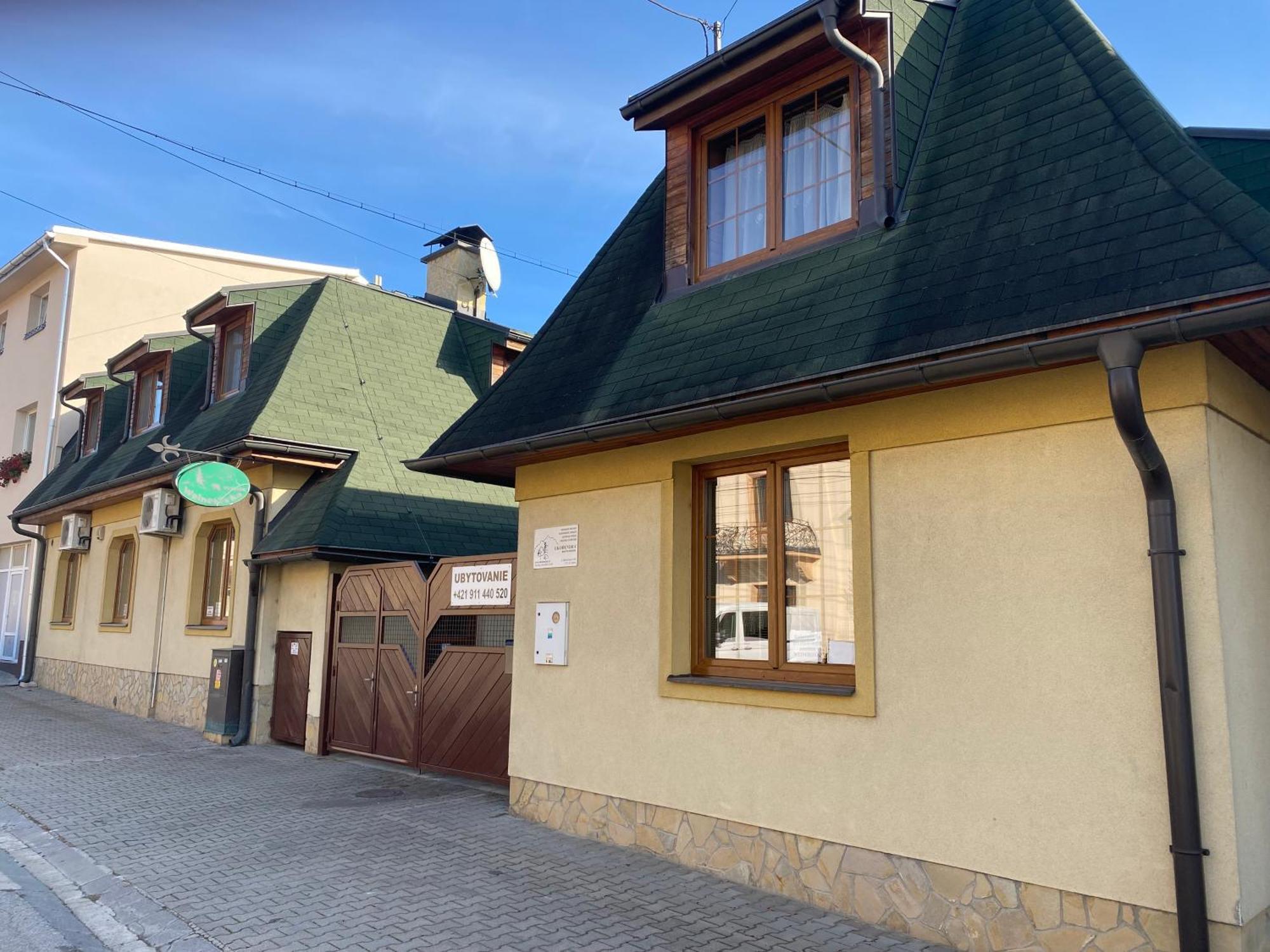 Penzion Weinerovka Varin Жилина Экстерьер фото